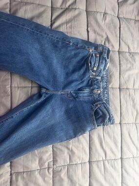 American Eagle Outfitters Straight Leg Medium Blue Jeans